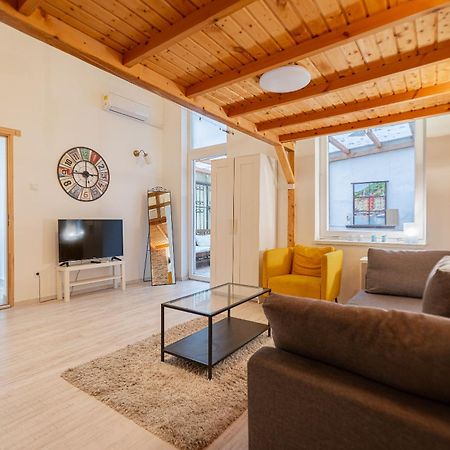 Cosy Flat With Balcony Apartment Budapest Exterior photo